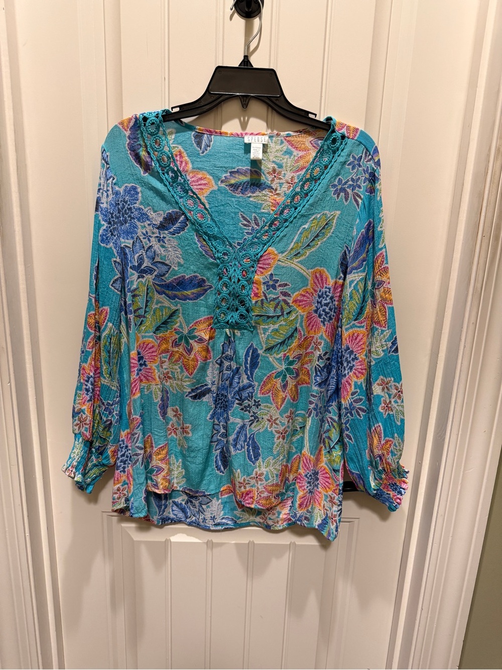 Spense Turquoise Floral Crochet-Trim V-Neck Blouse
